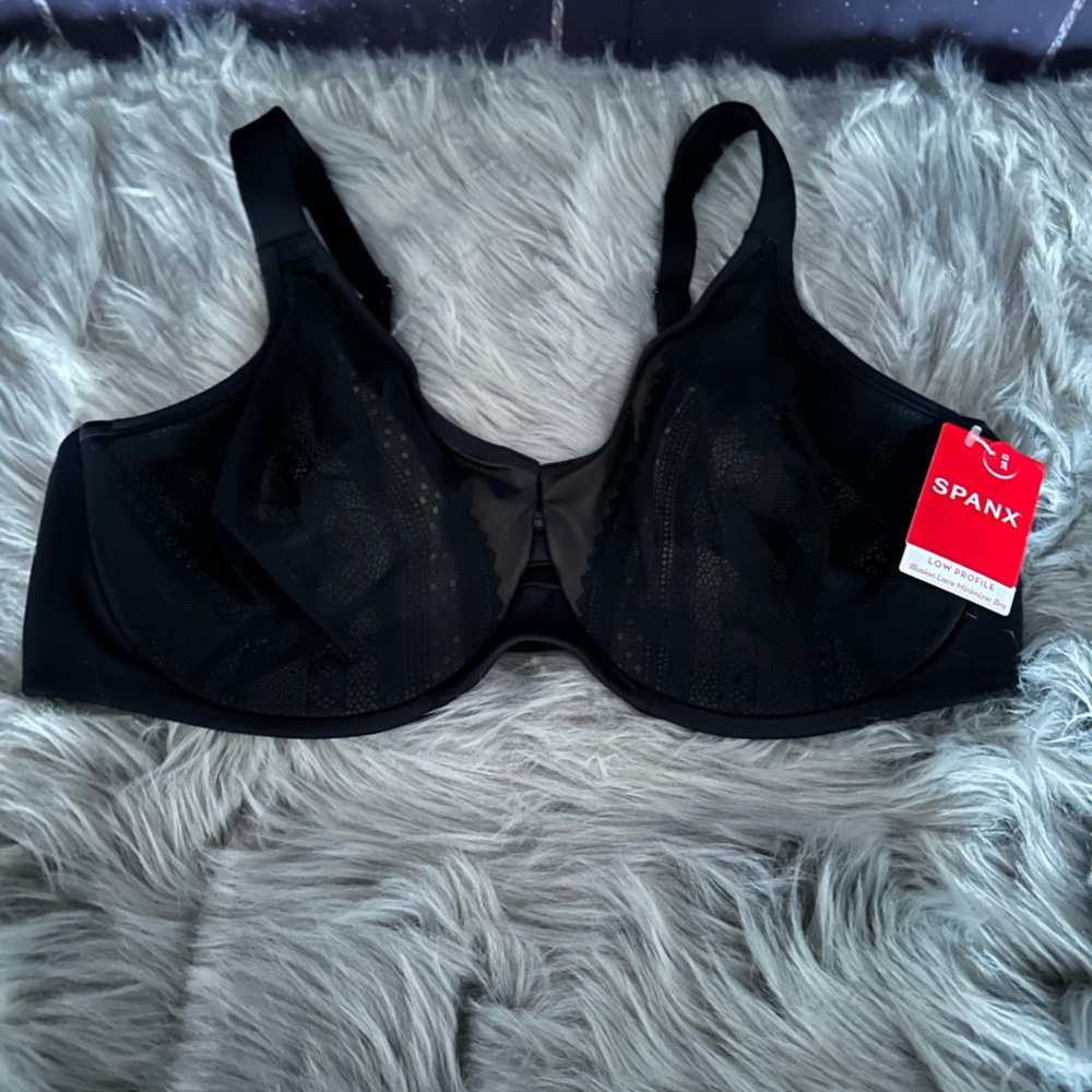 Size 38D Spanx Illusion Lace Minimizer Bra